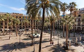 Do Placa Reial Powered By Sonder